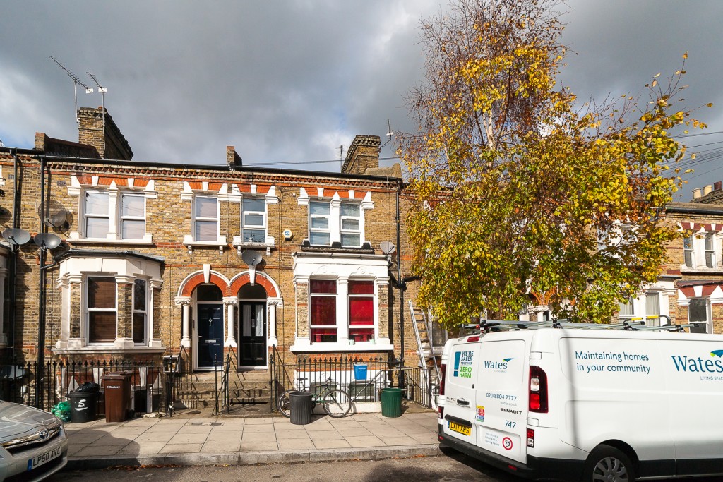 7B Colenso Road, E5 0SL