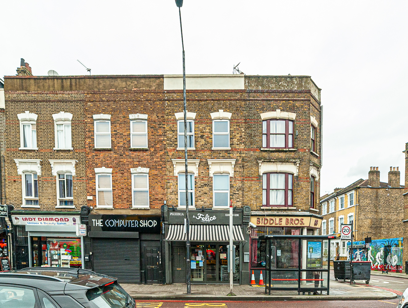 Second floor flat 90 Lower Clapton Road, E5 0QR