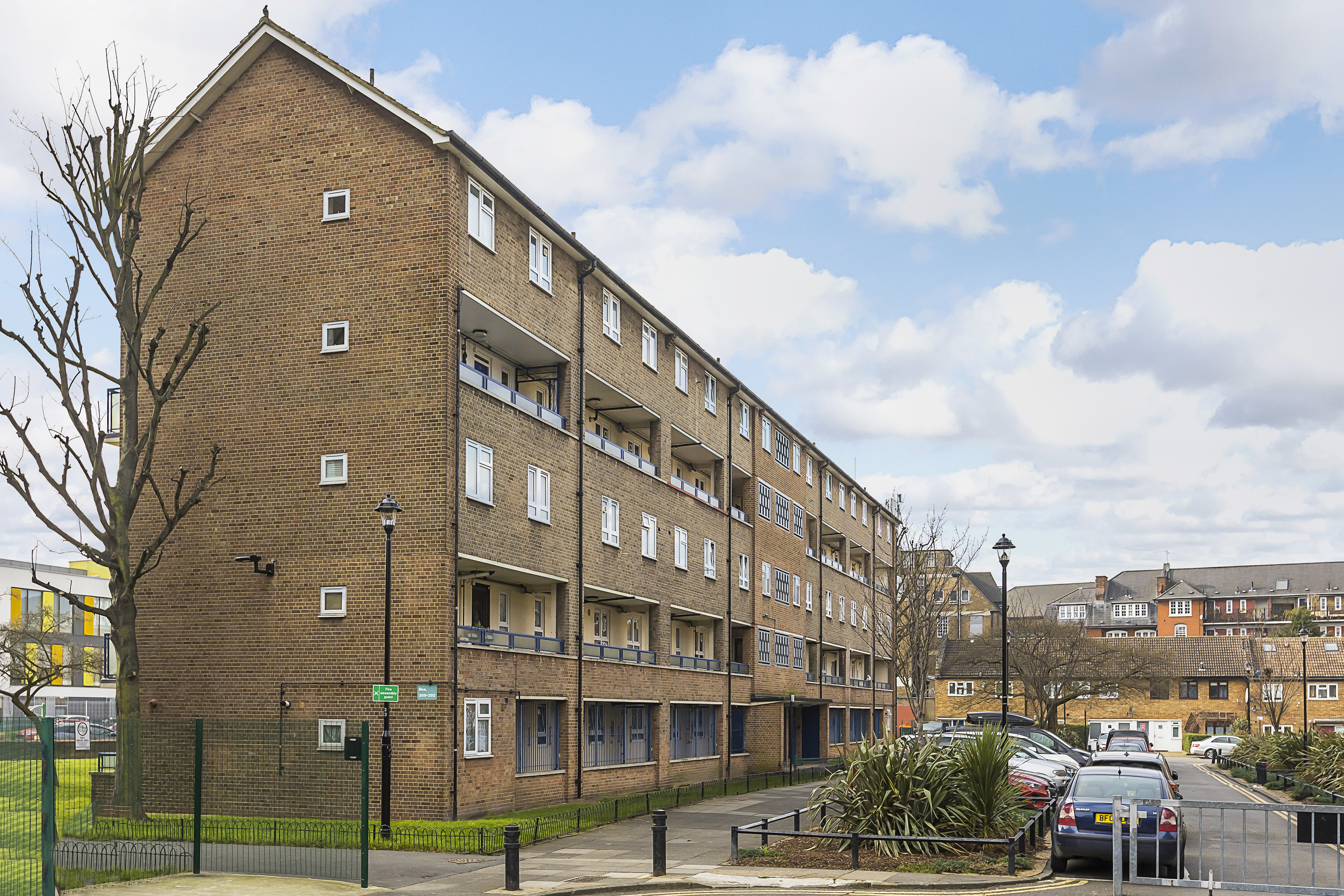 288 Trelawney Estate, E9 6NT